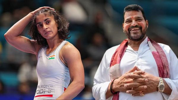 विनेश पर भारी पड़ गई उनकी ये मजबूरी! कहीं बृजभूषण सिंह तो नहीं इस पूरी कहानी की जड़? कैटेगरी से जुड़ा है मामला