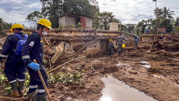 Wayanad Landslide की वजह जलवायु परिवर्तन, विधानसभा में गूंजा मुद्दा, UDF ने रखी ये मांग
