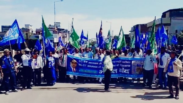 MP News: भारत बंद का एमपी में मिला-जुला असर, ग्वालियर में स्कूल बंद, भोपाल-इंदौर में खुले