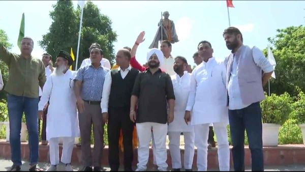 देश संविधान से चलेगा, MCD स्टैंडिंग कमिटी का चुनाव अधिकारी की अध्यक्षता में कराने को लेकर भड़के AAP विधायक