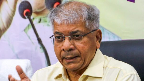 मराठा को OBC में नहीं चाहिए आरक्षण, चुनाव से पहले प्रकाश अंबेडकर की आर-पार की लड़ाई ने बढ़ाई मुसीबत