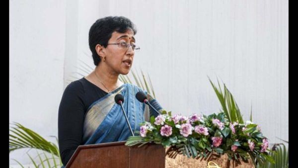 बतौर मंत्री सबसे हैवीवेट विभाग संभाल चुकी हैं आतिशी