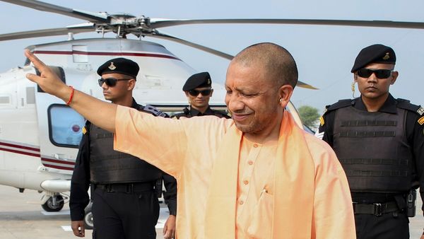 OPINION: यूपी में सड़कों का कायाकल्प करेगी सरकार, खुद सीएम योगी ने संभाली कमान