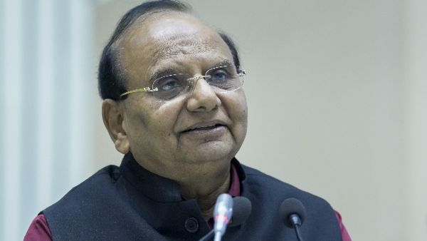 मेधा पाटकर की ओर से अपनी सजा के खिलाफ दायर अपील की वैधता पर दिल्ली के LG ने उठाए सवाल