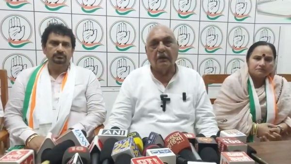 Haryana: सतपाल राठी और बीना राठी ने छोड़ी भाजपा, पूर्व सीएम भूपिंदर सिंह हुड्डा ने करवाया कांग्रेस प्रवेश