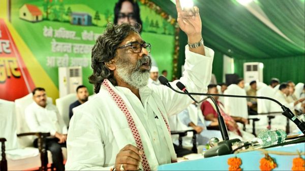 Jharkhand Chunav: 'RSS चूहों की तरह', सोरेन के बयान पर भड़क उठी BJP, घुसपैठियों पर पूछा ये सवाल