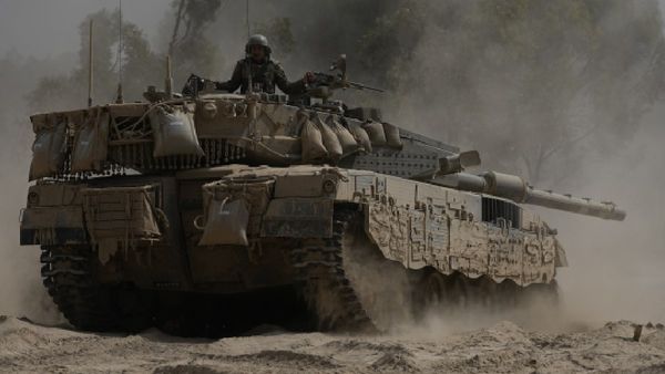 Lebanon Hezbollah Explosion News: क्या हिजबुल्लाह के साथ इजरायल युद्ध की तैयारी कर रहा है? क्या चाहती है आवाम?