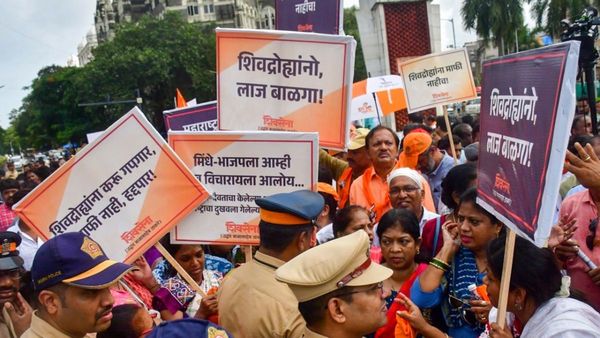 शिवाजी महाराज की मूर्ति गिरने पर विवाद, महाराष्ट्र में बांग्लादेश जैसे हालात बनाने की कोशिश में विपक्ष!