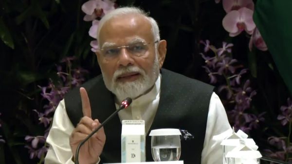 'भारत में बनाने हैं कई सिंगापुर', PM मोदी ने सिंगापुर के CEOs को दिया यह ऑफर