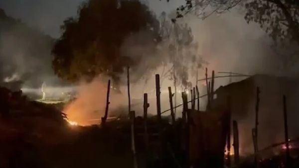 Nawada Row:नवादा में दबंगों का कहर, फूंक दिए दलितों के 80 घर, भारी पुलिस बल तैनात