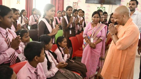 बेटियों के साथ दरिंदगी करने वालों का गैंग बन चुकी है सपा: सीएम योगी