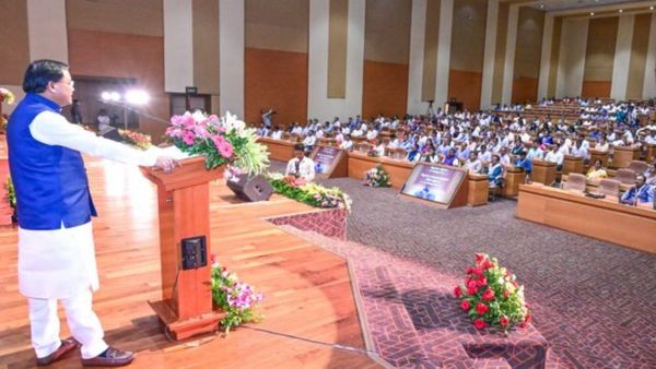 ओडिशा के मुख्यमंत्री माझी ने कलेक्टरों से कहा- भ्रष्टाचार से कोई समझौता नहीं