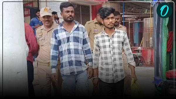 बलिया स्टेशन से GRP ने भारी मात्रा में कारतूस और देशी तमंचा बरामद किया, दो युवक गिरफ्तार