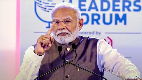 रूस-यूक्रेन युद्ध और आर्थिक समस्या: मोदी सरकार की सफल कूटनीति के कारण वैश्विक अस्थिरता के बावजूद नियंत्रण में