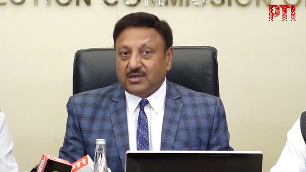 'बहिष्कार के लिए जहां उठती थीं आवाजें, वहां भी उत्साह', जम्मू कश्मीर चुनाव पर बोले आयुक्त राजीव कुमार