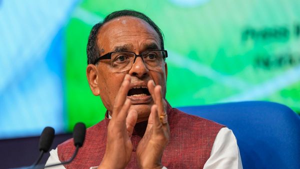 Jharkhand Elections 2024: 'सत्ता में आए तो 2.87 लाख रिक्त पदों के भरेंगे', शिवराज सिंह ने किया वादा