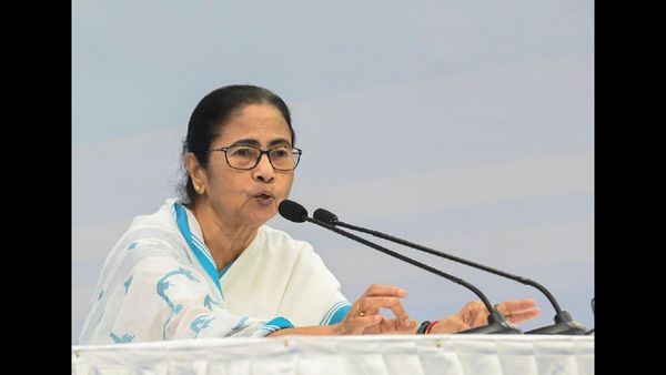 सुप्रीम कोर्ट के निर्देश के बावजूद पश्चिम बंगाल के जूनियर डॉक्टर हड़ताल जारी रखेंगे