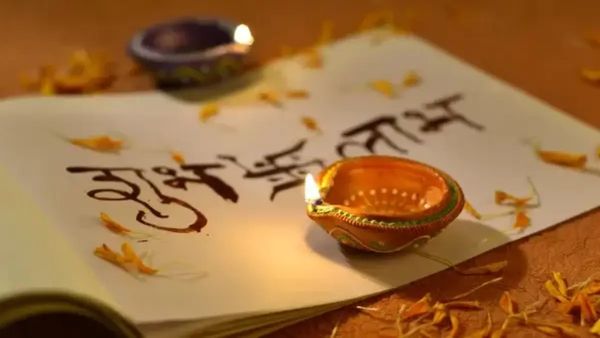 Dhanteras 2024: धनतेरस पर भूलकर ना खरीदें ये चीजें वरना घर में होगा झगड़ा, छाएगी कंगाली
