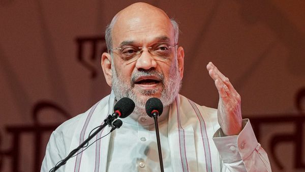 गुजरात के आणंद में किसानों पर बोले गृह मंत्री अमित शाह, कहा, '6.5 करोड़ डेयरी किसान सहकारी क्षेत्र से बाहर'