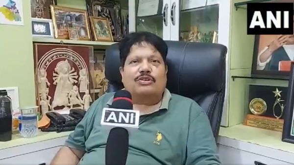 'मेरे आवास पर सुनियोजित हमला, इसमें पुलिस भी शामिल', देसी बम फेंके जाने पर BJP नेता अर्जुन सिंह ने कहा