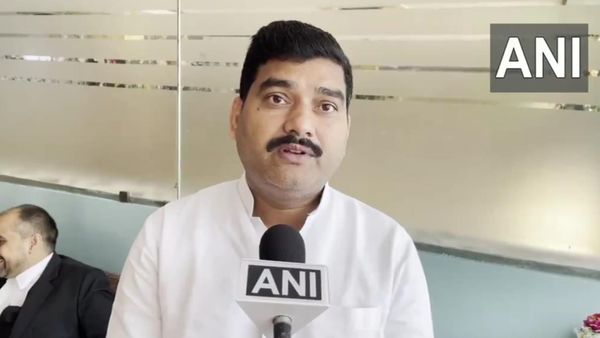 यूपी के मिल्कीपुर में उपचुनाव की संभावनाएं हुई तेज, पूर्व विधायक बाबा गोरखनाथ ने वापस लेंगे हाईकोर्ट याचिका