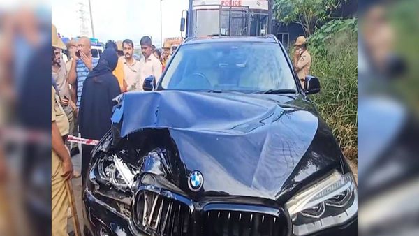 कर्नाटक: मंगलुरु के कुलूर ब्रिज के पास मिली दुर्घटनाग्रस्त कार, बिजनेसमैन नहीं मिले अंदर, पुलिस तलाश में जुटी