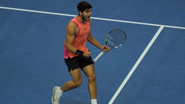 कार्लोस अल्काराज चाइना ओपन जीतने के तुरंत बाद एयरपोर्ट पहुंचे, जानिए किस इमरजेंसी के कारण भागे