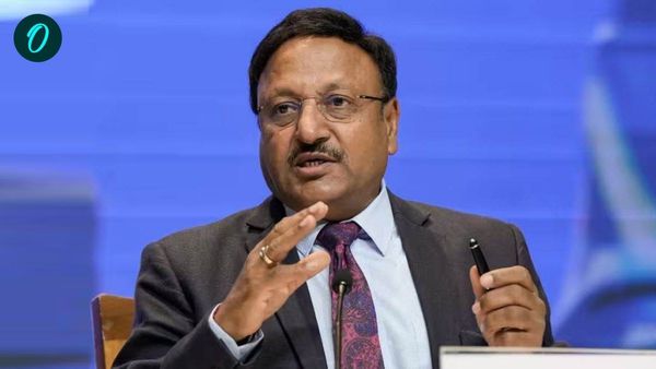 38 KM पैदल दूरी तय कर CEC के पास कैसे पहुंचे ग्रामीण,राजीव कुमार ने पत्र लिखकर जानिए क्या सुनाई दास्तां