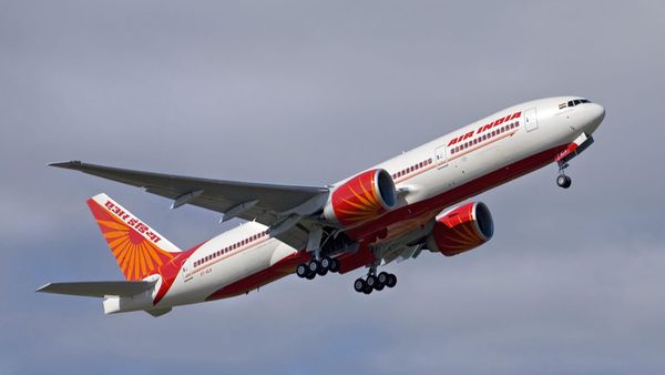 72 घंटे में 19 बम धमकियां! 17 साल के लड़के ने फैलाई दहशत, अब लगा यौन शोषण का आरोप