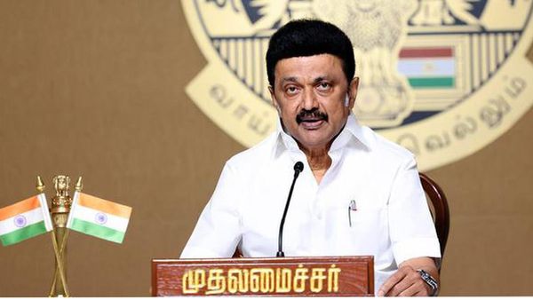 Air India Express: सफल लैंडिंग पर CM एमके स्टालिन ने की क्रू मेंबर्स की तारीफ, बोले- दिया दक्षता का परिचय