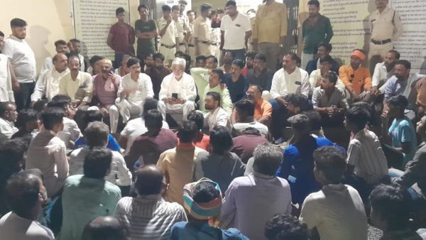 कौन है विधायकी छोड़ने वाले बृज बिहारी? दर्ज नहीं हुई FIR तो थाने पर बैठकर विधानसभा अध्यक्ष को लिख दिया इस्तीफा