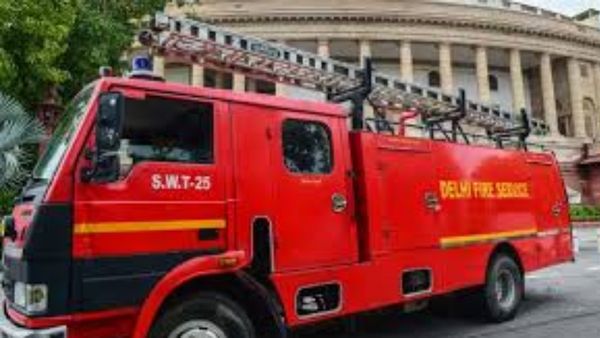 मुंबई फायर ब्रिगेड ने दिवाली पर पटाखे फोड़ने के लिए जारी किए सुरक्षा दिशानिर्देश