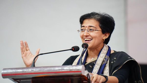 DTC बस मार्शलों के मुद्दे को लेकर सीएम आतिशी से मिलेंगे बीजेपी विधायक