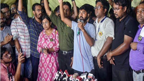 Kolkata case: जूनियर डॉक्‍टरों ने सुरक्षा की मांग को लेकर फिर से शुरू की हड़ताल, पूरी तरह से काम किया बंद