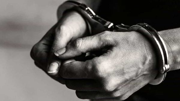 Bijnaur News: दुष्कर्म के आरोपी को पुलिस ने मुठभेड़ में किया गिरफ्तार