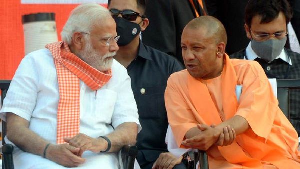 मिर्जापुर में हुआ सड़क हादसा अत्यंत पीड़ादायक, शोकाकुल परिजनों के प्रति मेरी गहरी संवेदना - पीएम मोदी