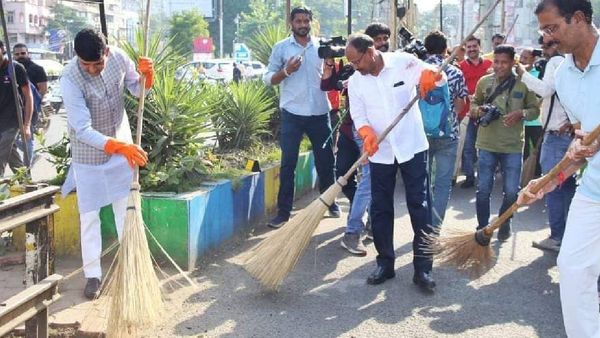 Indore: सफाई के मामले में ऑस्ट्रेलिया और न्यूयार्क से आगे है इंदौर, कैसे हुए ये चमत्कार, जानिए