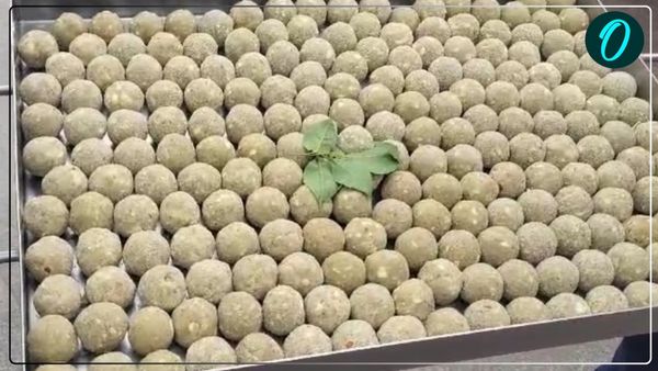 Varanasi News: बदल गया श्री काशी विश्वनाथ मंदिर का प्रसाद, अब आपको ऐसा प्रसाद मिलेगा