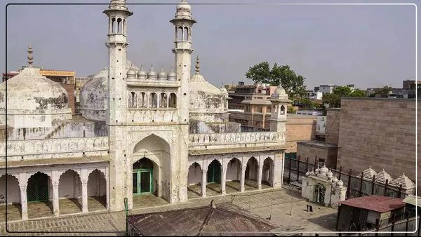 ज्ञानवापी मामले से जुड़ी बड़ी खबर, हिंदू पक्ष को बड़ा झटका, खुदाई और जांच वाली याचिका खारिज