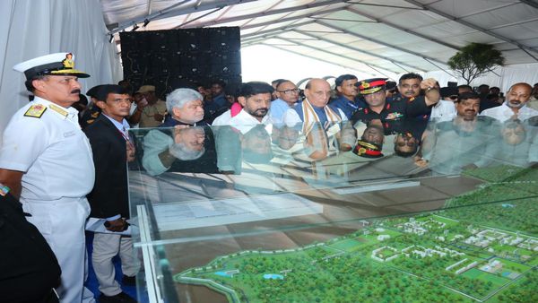 रक्षा मंत्री राजनाथ सिंह ने विकाराबाद में VLF नौसेना स्टेशन का किया शिलान्यास, समुद्री सुरक्षा पर दिया जोर