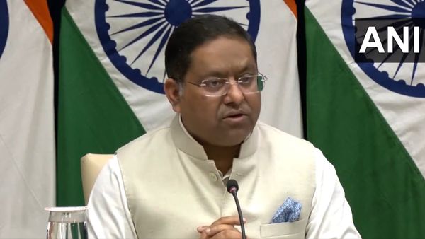 'लॉरेंस गैंग के लोगों का कनाडा से चाहते थे प्रत्यर्पण, लेकिन..', विदेश मंत्रालय ने कुछ यूं लगाई क्लास