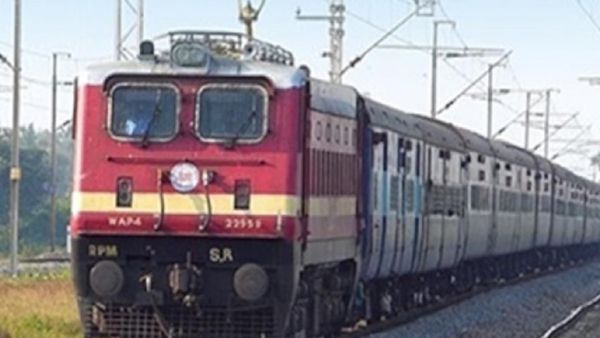 उत्तराखंड में एक बार फिर सामने आई रेल हादसे की ​साजिश, लोको पायलट की सूझबूझ से ऐसे टला हादसा