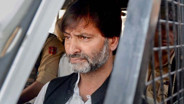 'अब मैं गांधीवादी रास्ते पर चल रहा', पाक प्रेमी यासीन मलिक ने दिखाया नया रंग