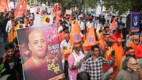 इस्कॉन बांग्लादेश ने चिन्मय कृष्ण दास से किया किनारा, कहा-हमारा उनसे कोई लेना-देना नहीं