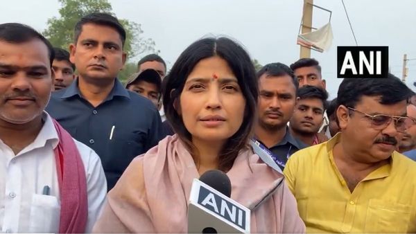 'जहां दिखे सपाई,वहां बिटिया घबराई', CM योगी के नए नारे पर भड़की डिंपल यादव, कुछ यूं दिया जवाब