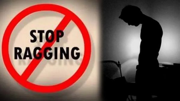 Gujarat: MBBS छात्र की घंटों रैगिंग से मौत, 15 सीनियर्स के खिलाफ FIR, पाटन के धारपुर मेडिकल कॉलेज की घटना