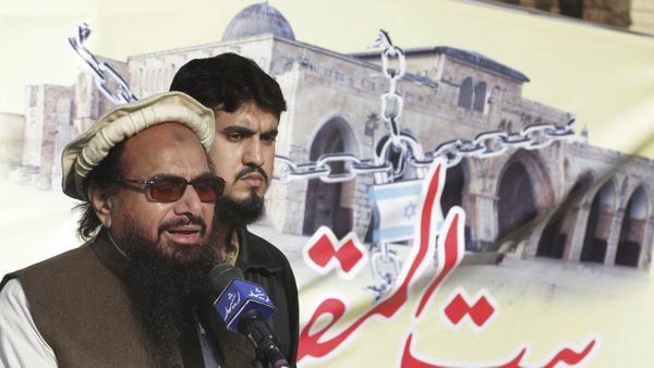 26/11 Anniversary: मुंबई हमले का मास्टरमाइंड, ग्लोबल टेरेरिस्ट, क्या हाफिज सईद को पाकिस्तान से ला पाएगा भारत?