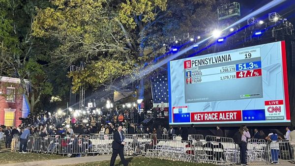 US Elections 2024: चुनाव के बीच हॉवर्ड यूनिवर्सिटी में हैरिस की इलेक्शन नाइट वॉच पार्टी, छात्रों में उत्साह