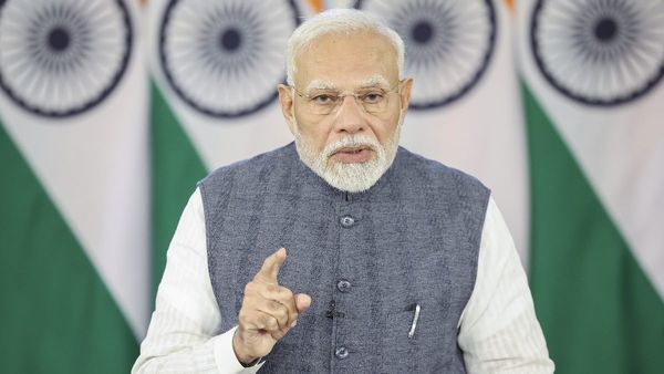 'मन की बात' में PM मोदी ने NCC कैडेट के रूम में अपने अनुभव किए साझा, नेतृत्व और सेवा के मूल्यों पर दिया जोर