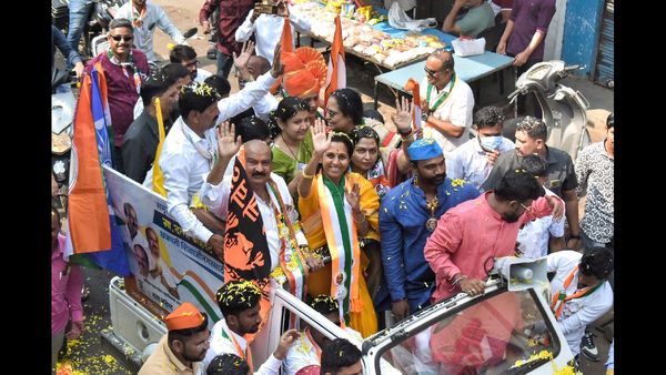 NCP के सुनील टिंगरे ने सुप्रिया सुले के दावों का किया खंडन, बोले- मैंने नहीं भेजा शरद पवार को कानूनी नोटिस